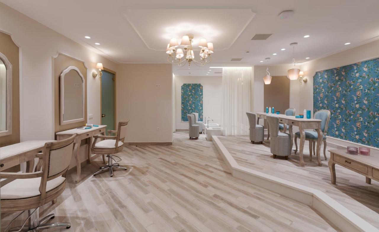 Kyniska Palace Conference & Spa ミストラ エクステリア 写真
