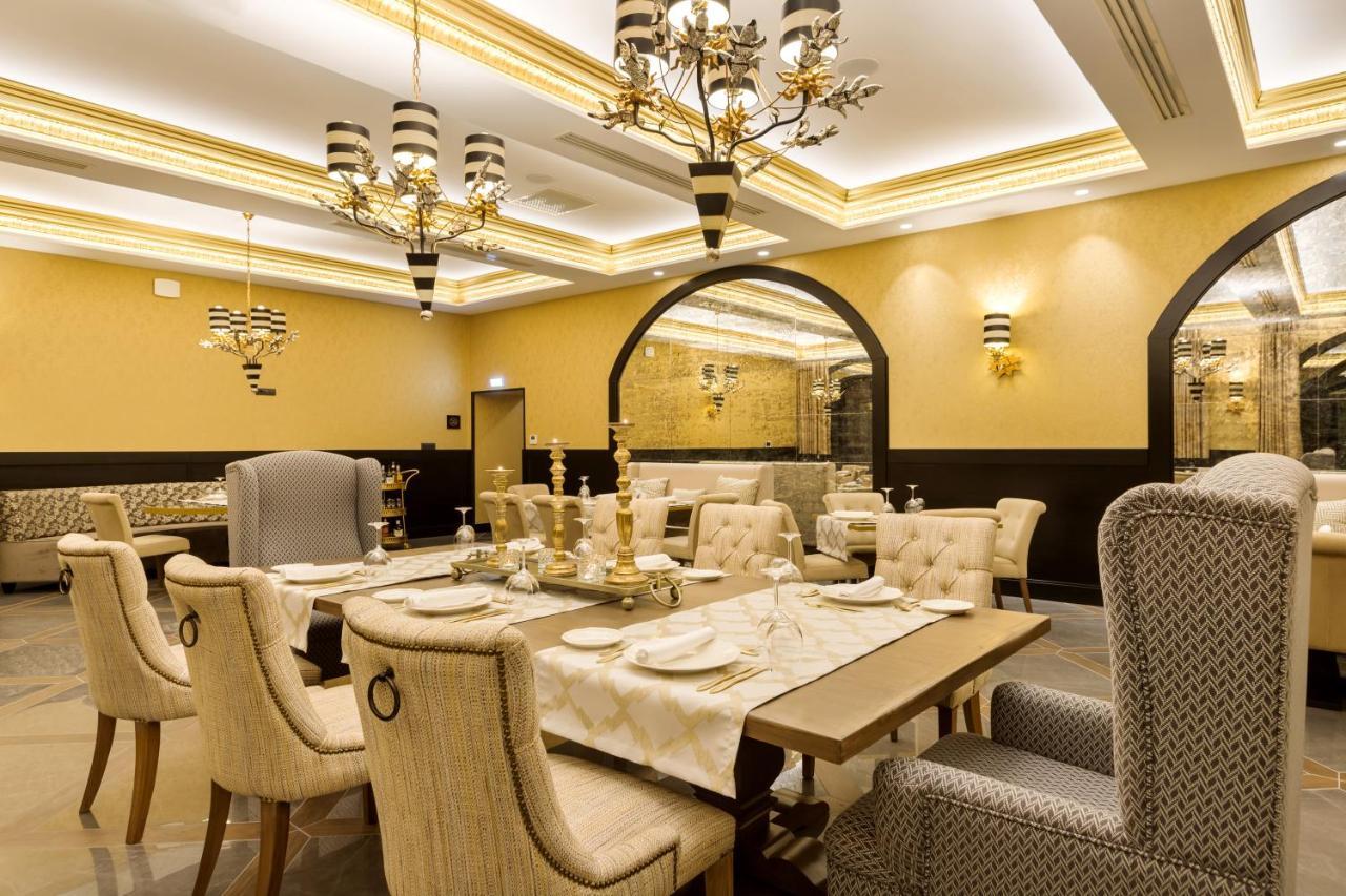 Kyniska Palace Conference & Spa ミストラ エクステリア 写真