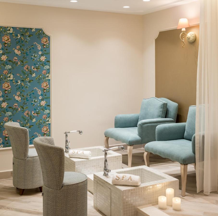 Kyniska Palace Conference & Spa ミストラ エクステリア 写真