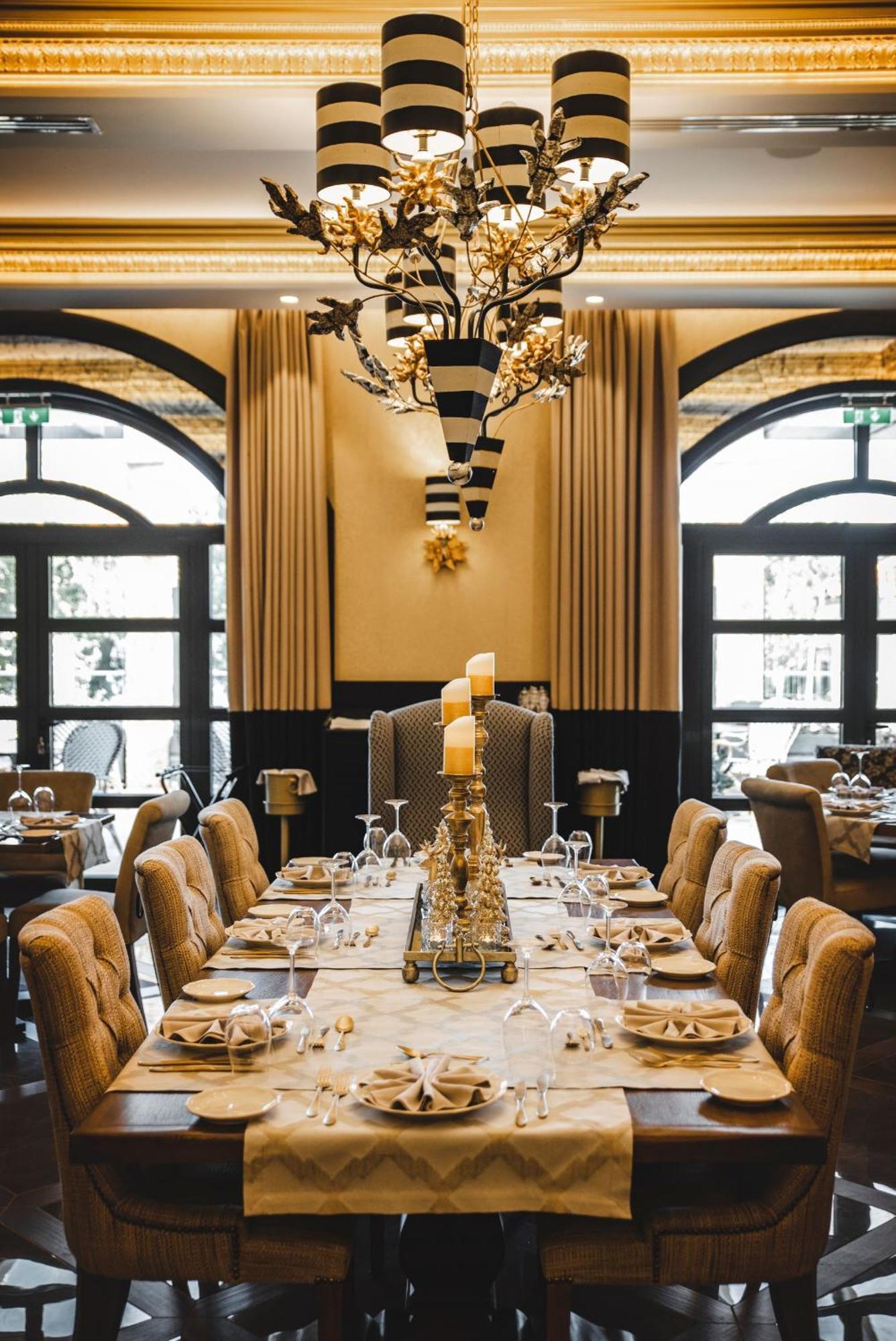 Kyniska Palace Conference & Spa ミストラ エクステリア 写真