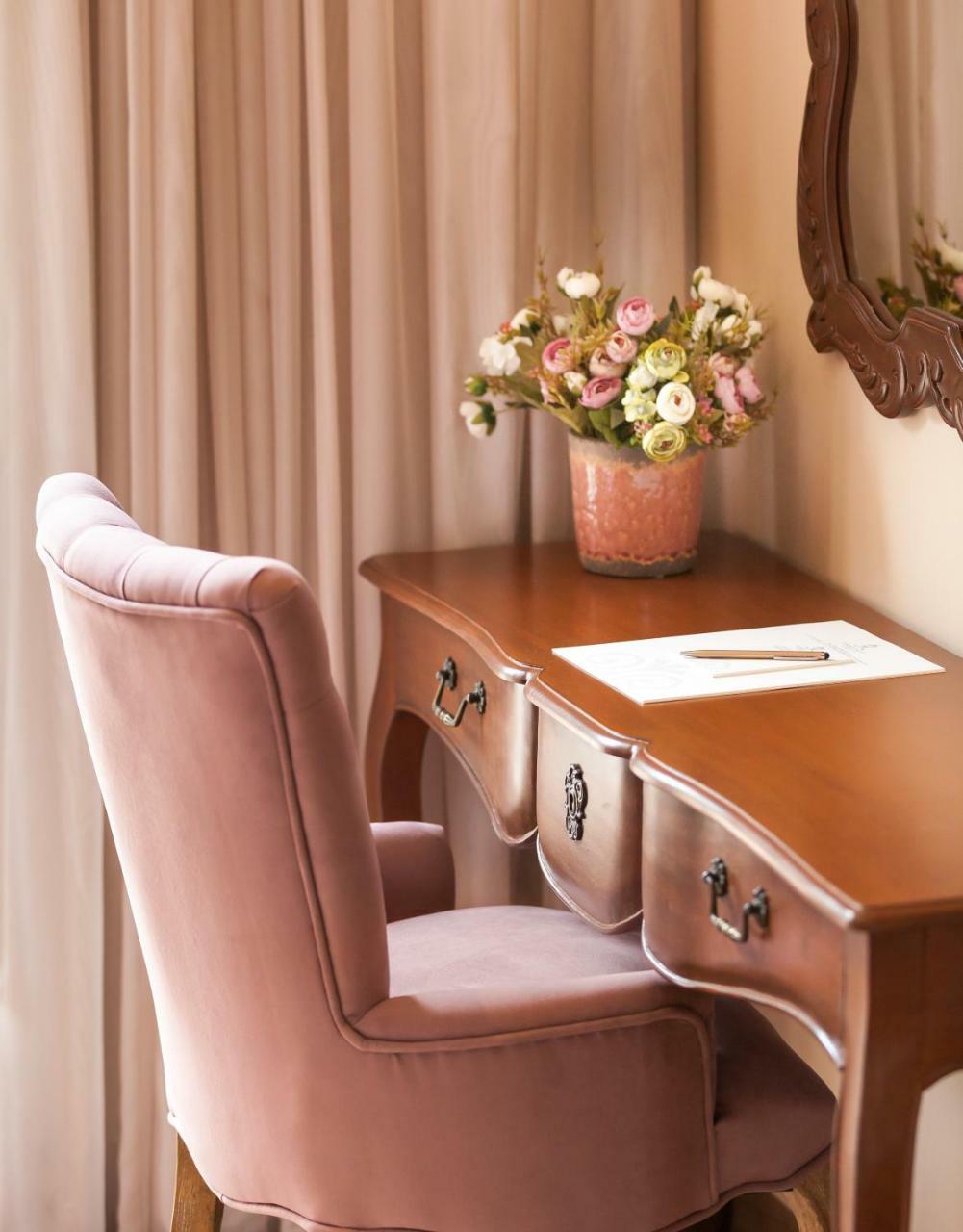 Kyniska Palace Conference & Spa ミストラ エクステリア 写真
